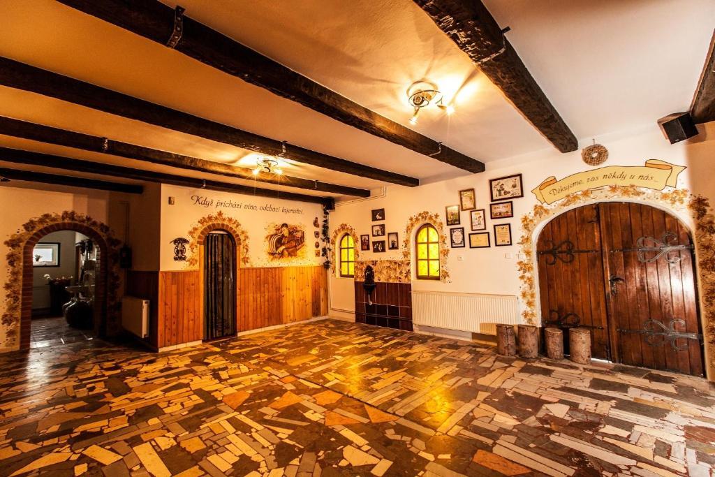 Penzion - Vinarstvi Hanus Blucina Экстерьер фото